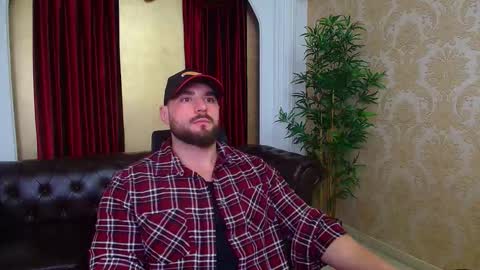 Snapshot of adamjameson chatting on November 2025 05:20:01 AM AdamJameson online show from November 2025 05:20:01 AM