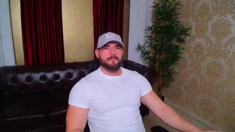 Snapshot of adamjameson chatting on November 2025 06:11:02 AM AdamJameson online show from November 2025 06:11:02 AM