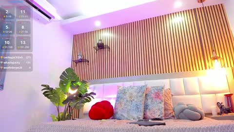 Angel Shine online show from December 2024 06:49:01 PM