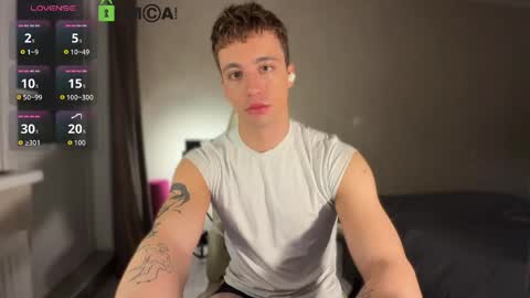 Hi Im Adam Glad to see u here 3 And its my first day online show from April 2026 10:25:02 PM