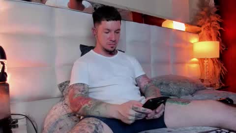 Adam online show from November 2025 02:22:02 AM