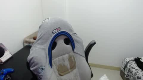 Adam online show from September 2025 09:47:02 AM