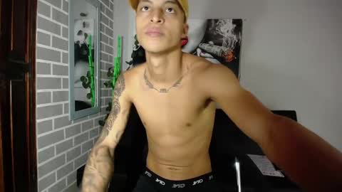 adan_connor online show from December 2025 04:14:01 PM