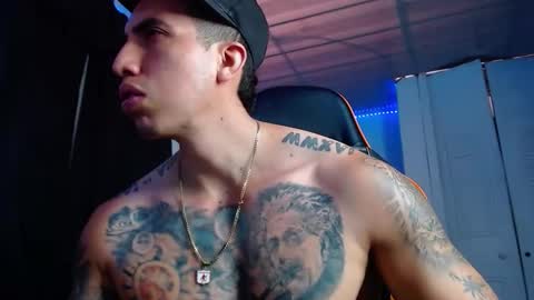 Snapshot of adan_hudson chatting on October 2025 02:49:01 PM Anderson online show from October 2025 02:49:01 PM