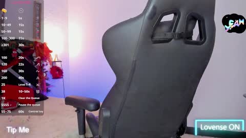 Adan Oriol online show from December 2025 07:42:02 PM