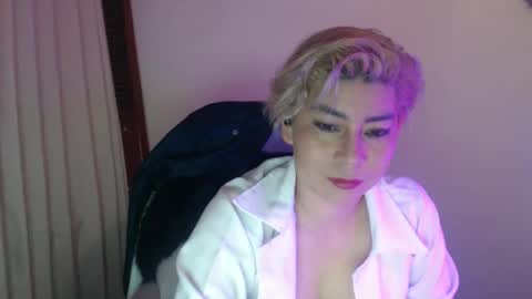 adan_romanoff online show from January 2026 09:00:01 AM