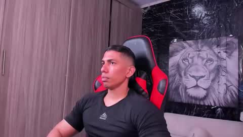 Adan Sin online show from November 2025 05:48:02 PM