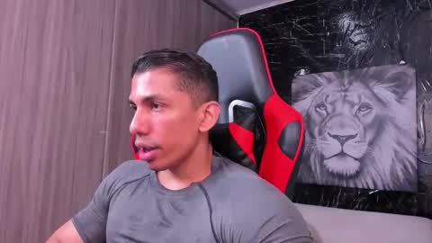 Adan Sin online show from November 2025 04:03:01 PM