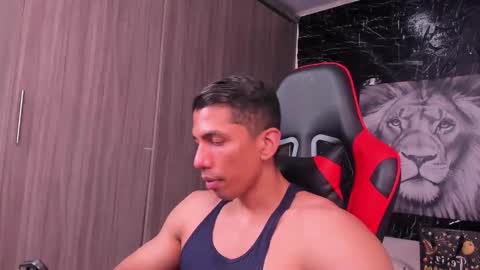 Adan Sin online show from November 2025 08:08:01 PM