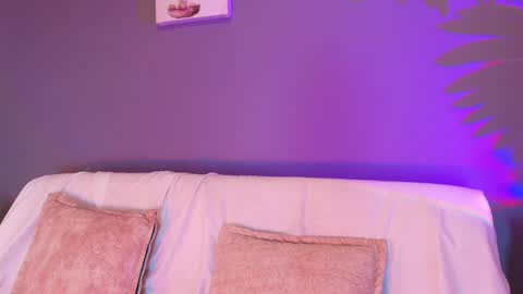  Adara Johnson  online show from April 2026 11:48:01 AM