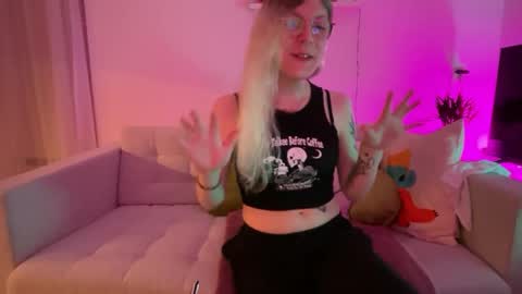LilAda online show from May 2026 09:13:01 PM