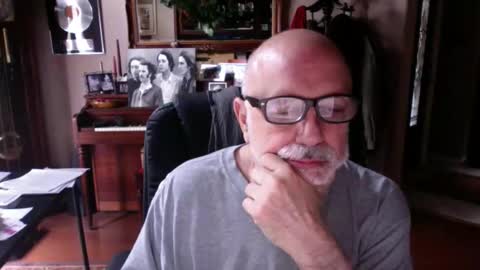Snapshot of add_me_2 chatting on May 2026 01:49:02 PM add_me_2 online show from May 2026 01:49:02 PM