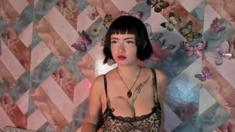 Snapshot of addison_avery chatting on July 2026 03:14:02 AM addison_avery online show from July 2026 03:14:02 AM