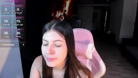 Snapshot of adela_parker chatting on February 2026 09:02:02 PM Adela Parker online show from February 2026 09:02:02 PM