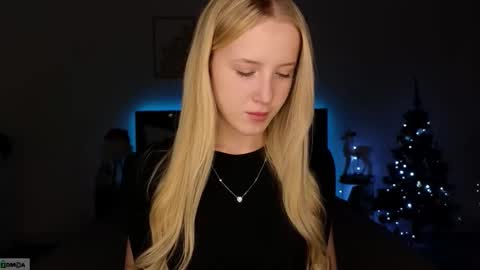 Snapshot of adele_armas chatting on December 2025 07:54:01 PM Adele online show from December 2025 07:54:01 PM