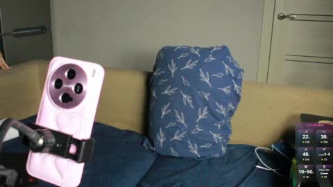 Kamala Adele online show from April 2026 09:56:02 PM