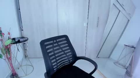 Carolina online show from July 2026 11:04:01 AM
