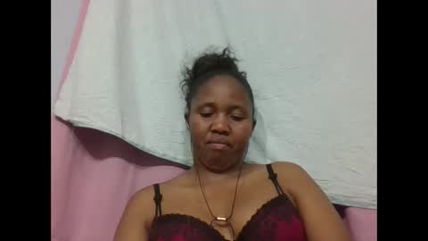 adelealy online show from September 2025 07:06:02 PM