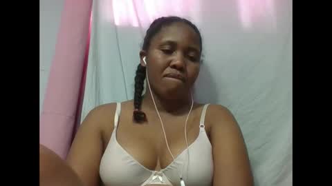 adelealy online show from October 2025 05:22:01 AM