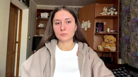 Snapshot of adeleapel chatting on March 2026 08:59:02 AM Poly online show from March 2026 08:59:02 AM