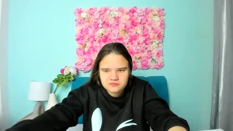 Snapshot of adelecruzz chatting on February 2025 12:59:01 PM adelecruzz online show from February 2025 12:59:01 PM