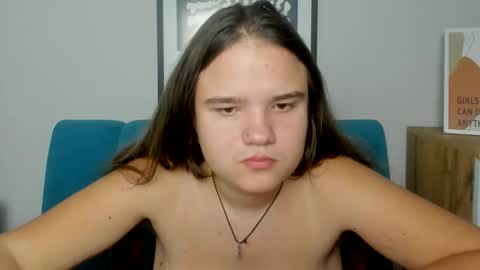 Snapshot of adelecruzz chatting on November 2025 01:26:02 PM adelecruzz online show from November 2025 01:26:02 PM