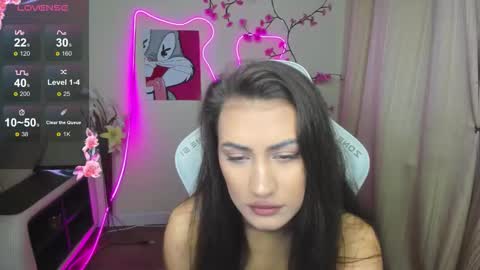 Adel online show from November 2025 01:31:01 AM