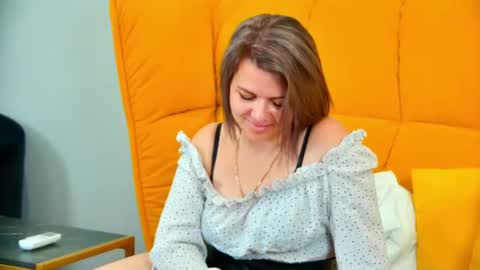 Snapshot of adeleravelle chatting on July 2026 05:29:01 AM AdeleRavelle online show from July 2026 05:29:01 AM