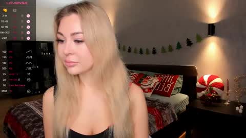 Snapshot of adeleroberts chatting on January 2025 02:17:01 AM Adele online show from January 2025 02:17:01 AM