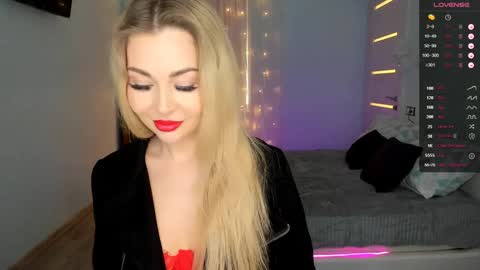 Snapshot of adeleroberts chatting on February 2025 06:00:01 AM Adele online show from February 2025 06:00:01 AM