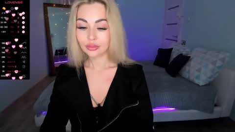 Snapshot of adeleroberts chatting on February 2025 12:39:02 PM Adele online show from February 2025 12:39:02 PM