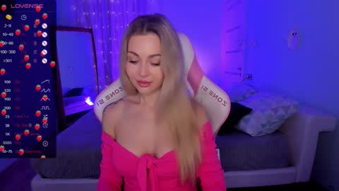 Snapshot of adeleroberts chatting on November 2025 02:11:01 AM Adele online show from November 2025 02:11:01 AM