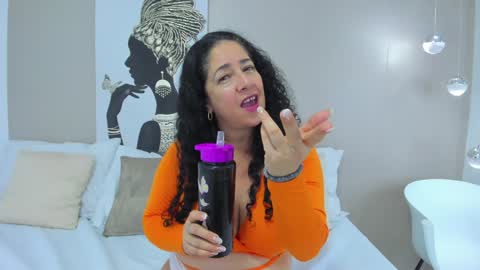 Adele Smithh online show from January 2025 05:40:02 PM