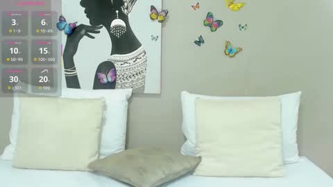 Adele Smithh online show from September 2025 11:36:01 AM