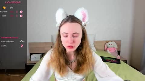 Adelina online show from November 2025 09:30:01 AM