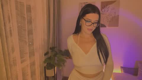 Adelinaacute online show from October 2025 08:07:01 PM