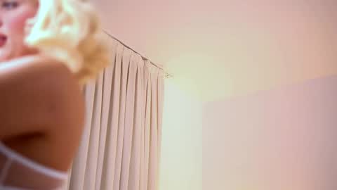 Ade online show from April 2026 01:33:01 AM