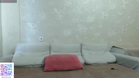 Adel online show from April 2026 12:37:01 AM