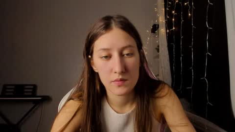 Snapshot of adellqueen chatting on January 2025 10:36:01 PM Adell online show from January 2025 10:36:01 PM