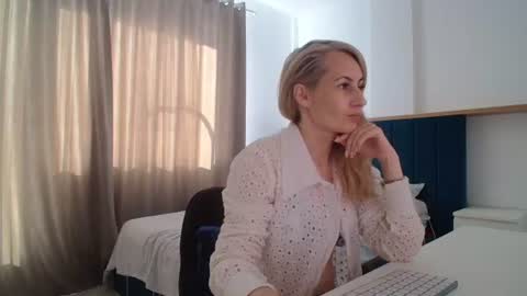 Adellyn online show from July 2026 03:14:02 PM