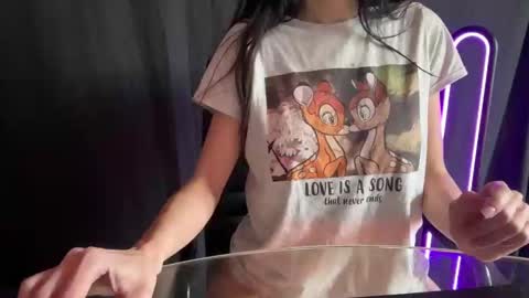 Snapshot of adessamoon chatting on January 2025 11:22:02 AM Adessa online show from January 2025 11:22:02 AM