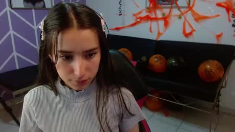 Snapshot of adhara_kitten chatting on November 2025 01:12:02 PM Adhara online show from November 2025 01:12:02 PM