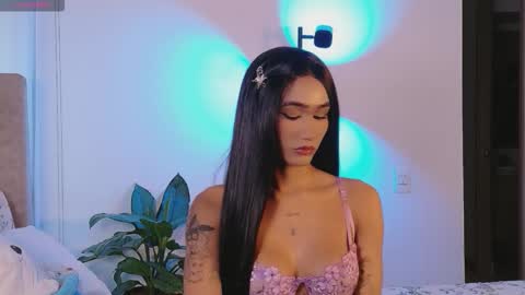 Isabellafirst online show from October 2025 09:37:01 PM