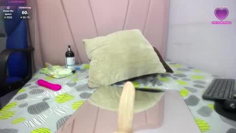 Snapshot of adharaebony chatting on September 2025 10:23:01 PM Adhara online show from September 2025 10:23:01 PM