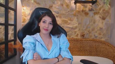 Snapshot of adharahamilton chatting on September 2025 07:14:02 PM Adhara Hamilton online show from September 2025 07:14:02 PM