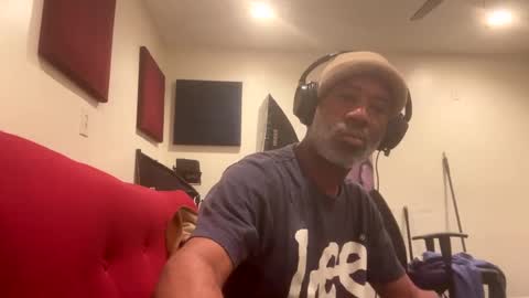 Snapshot of adick_ting chatting on January 2025 12:09:01 PM adick_ting online show from January 2025 12:09:01 PM