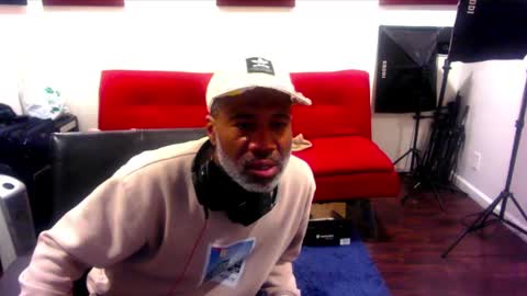 Snapshot of adick_ting chatting on January 2025 08:42:01 AM adick_ting online show from January 2025 08:42:01 AM