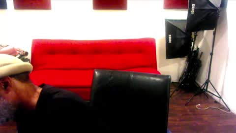 Snapshot of adick_ting chatting on March 2025 10:45:02 AM adick_ting online show from March 2025 10:45:02 AM