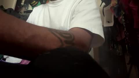 Snapshot of adick_ting chatting on October 2025 10:28:02 PM adick_ting online show from October 2025 10:28:02 PM