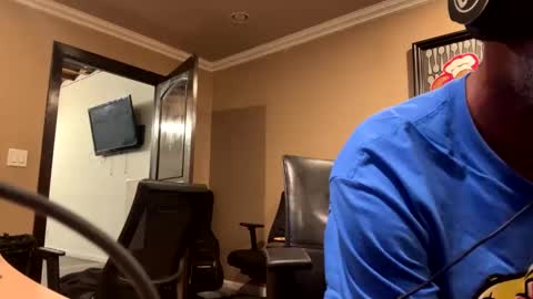 Snapshot of adick_ting chatting on November 2025 01:32:01 PM adick_ting online show from November 2025 01:32:01 PM